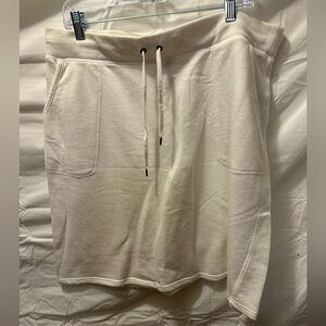 LLBean white cotton polyester blend mini skirt size L
